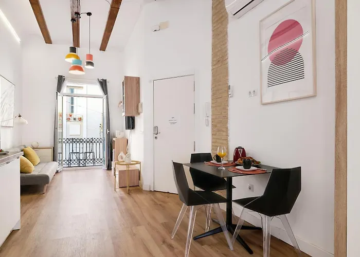 Ruzafa Modern Lofts *